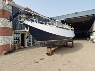 Stalen zeilboot 1100