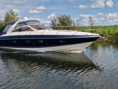 Princess V42