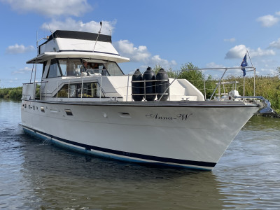 Trojan 44 Pilothouse